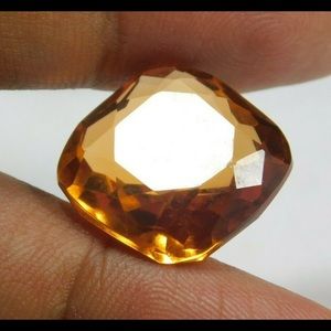 Cushion cut Sapphire 14.90 CT’s